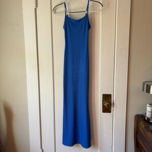 SOLD 🚨NWT blue bodycon maxi dress